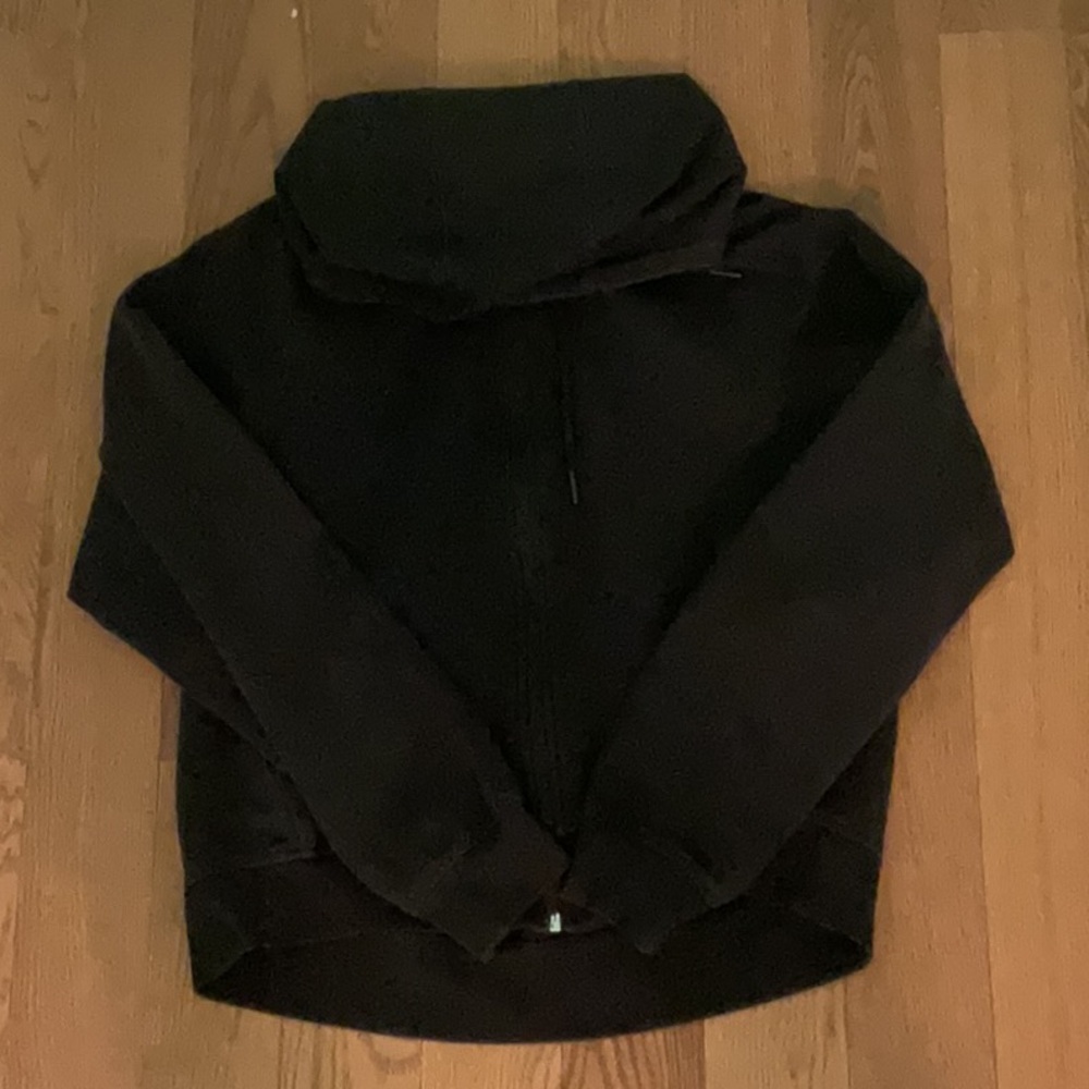 Women’s xs zip up old navy hoodie